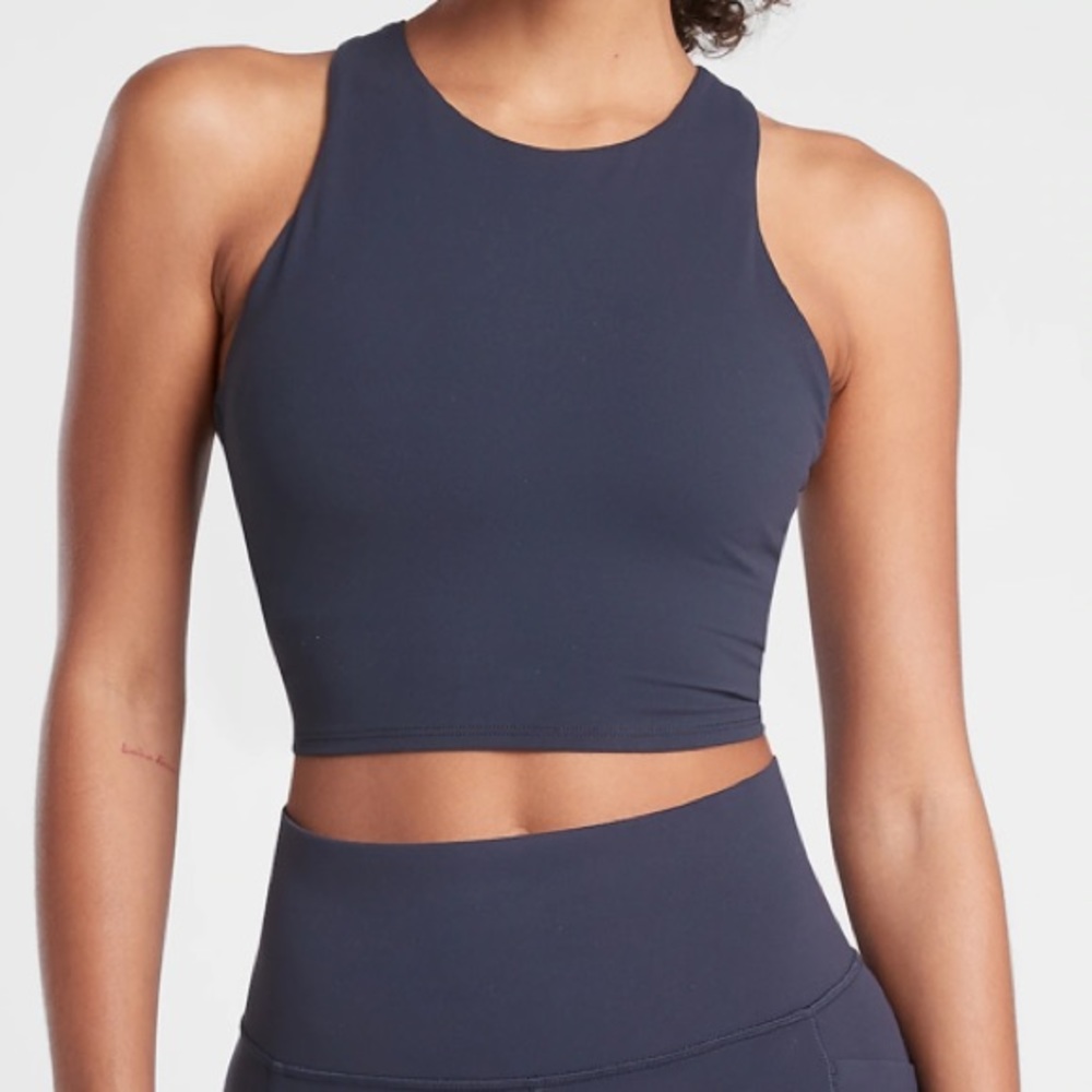 Athleta Conscious Crop A-C